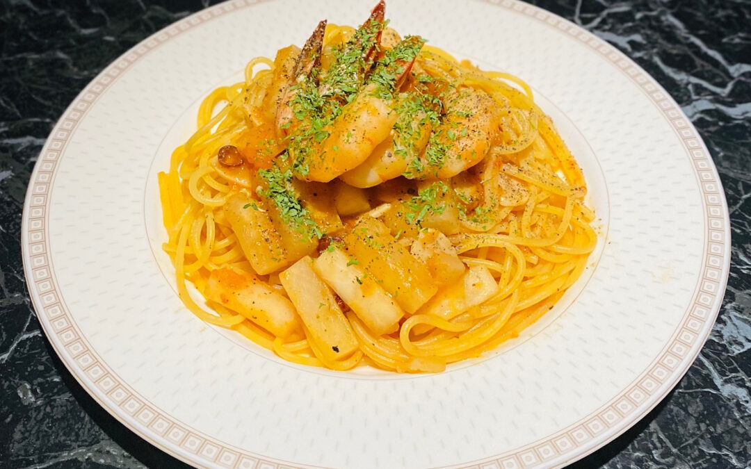 本日の賄い「フレッシュトマトの、カブとエビのパスタ」